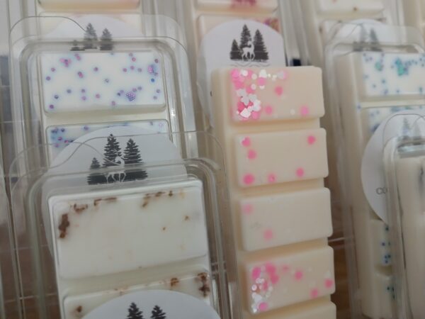Berries and Cream Snap Bar