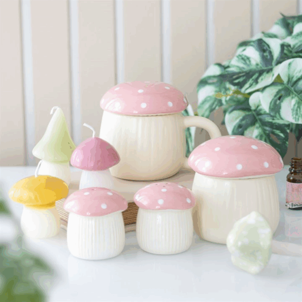 Set of 3 Pastel Mushroom Candles - Image 4