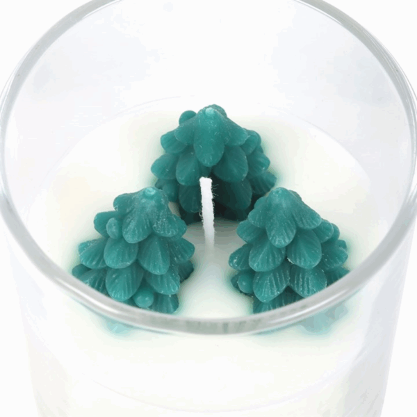 Winter Wonderland Candle with Tree Scene - Image 4