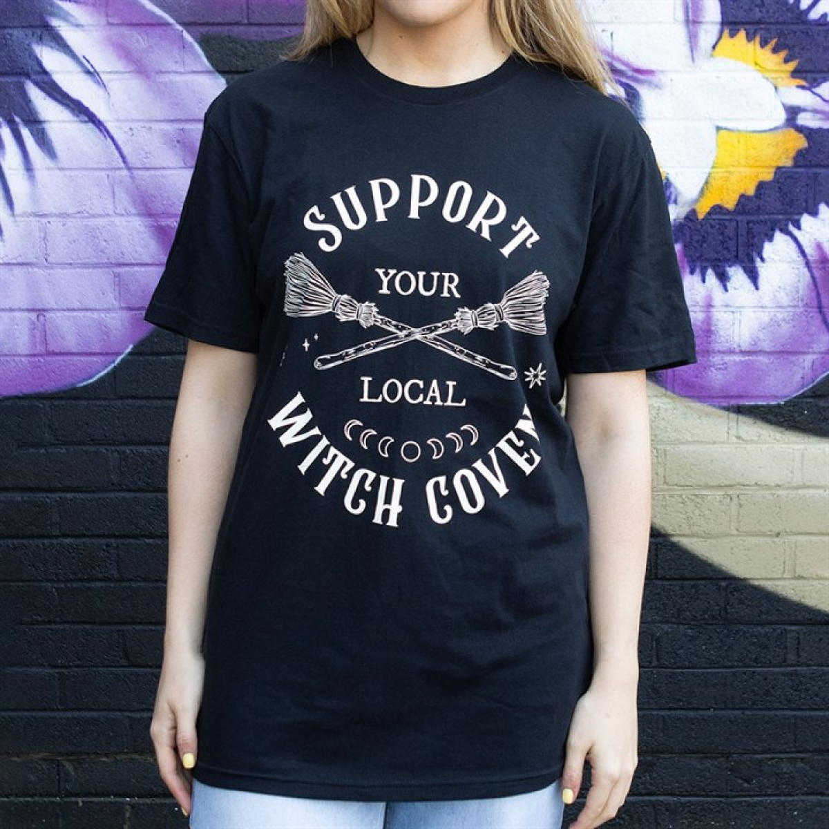 Support Your Local Witch Coven Unisex T-shirt Size XL - Image 3