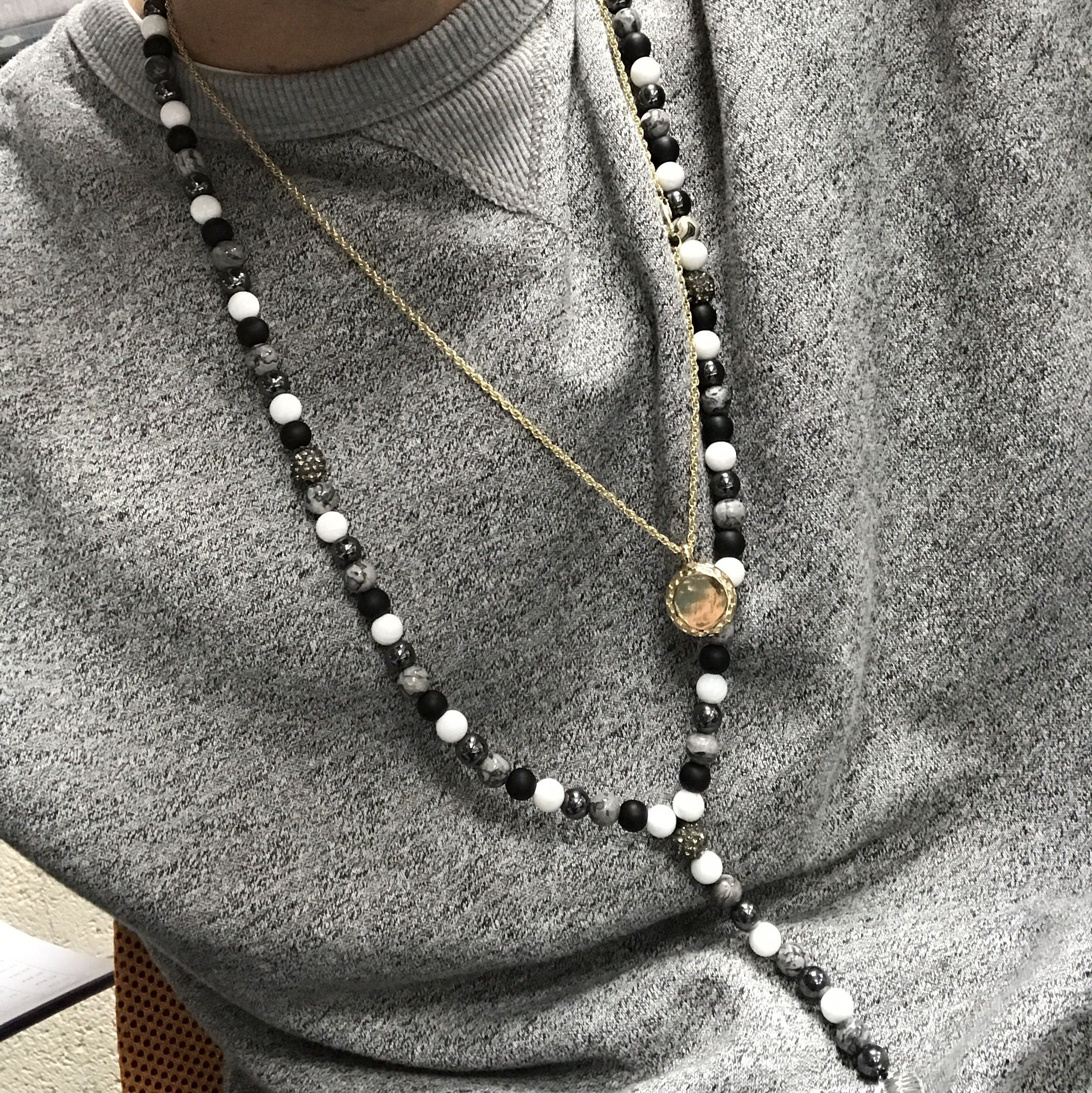 Angel Wing / Grey Agate - Gemstone Necklace - Image 3