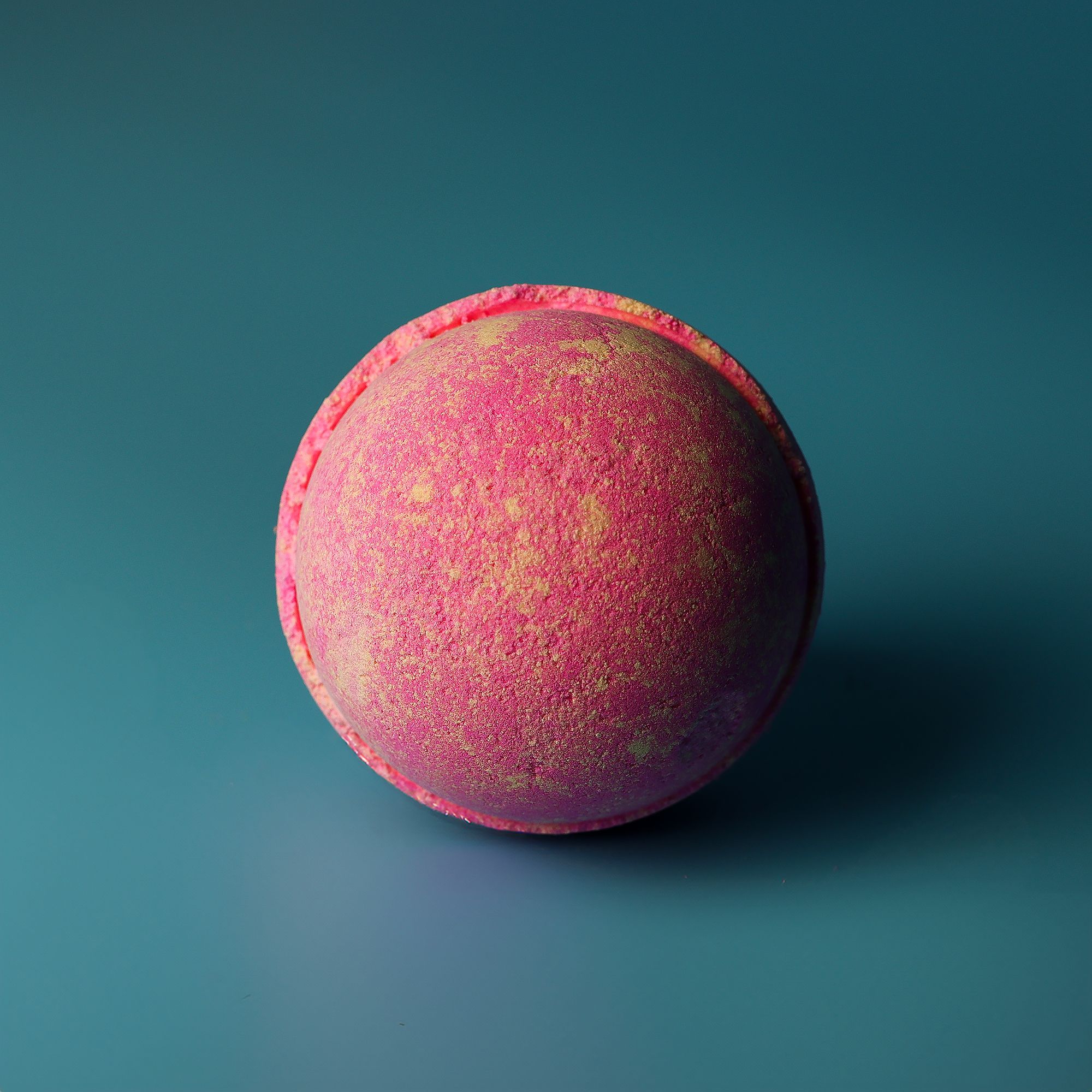 Set of 3 Pink Lemonade Bath Bombs - Image 3