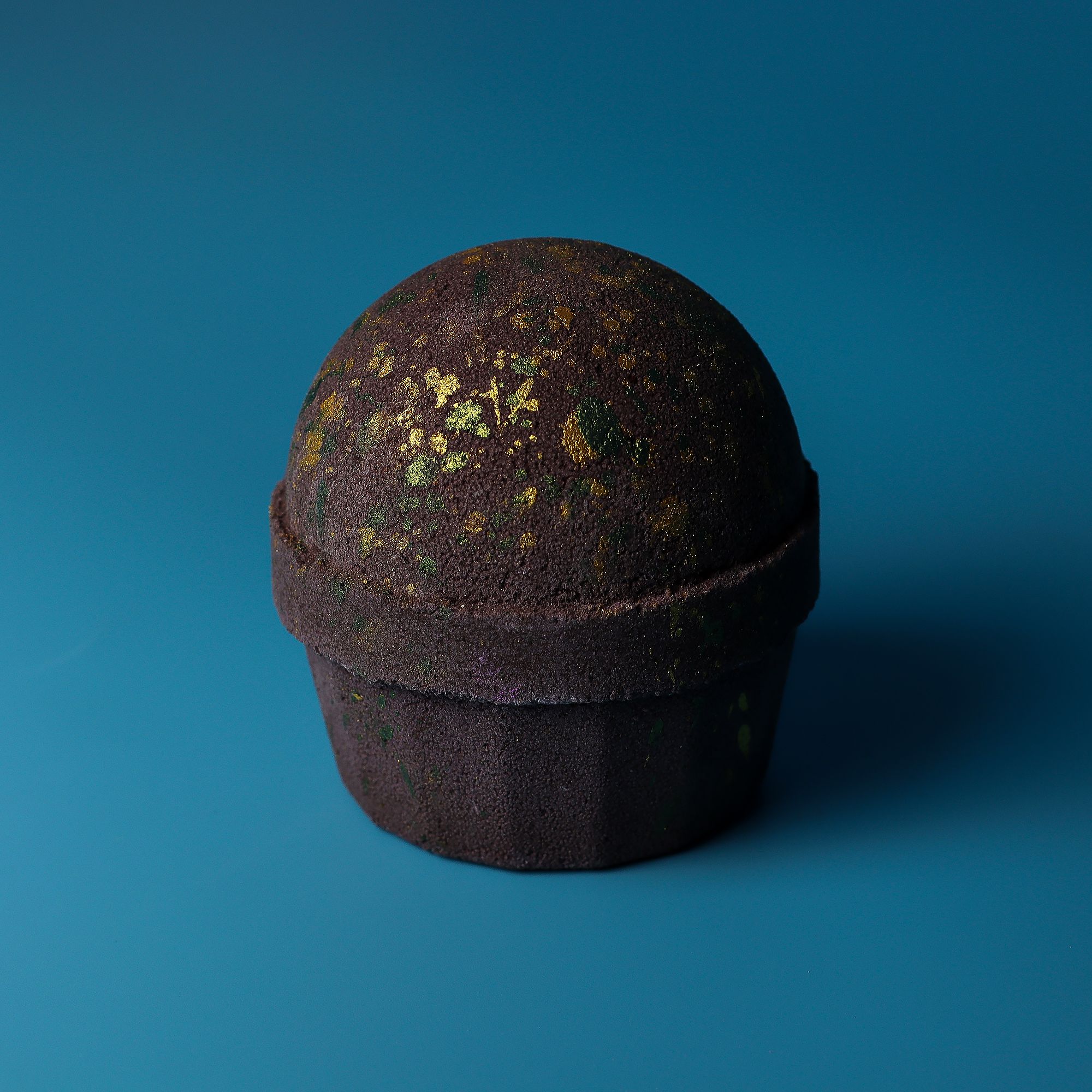 Dubai Bath Bomb - Emerald Oudh Truffle - Image 2