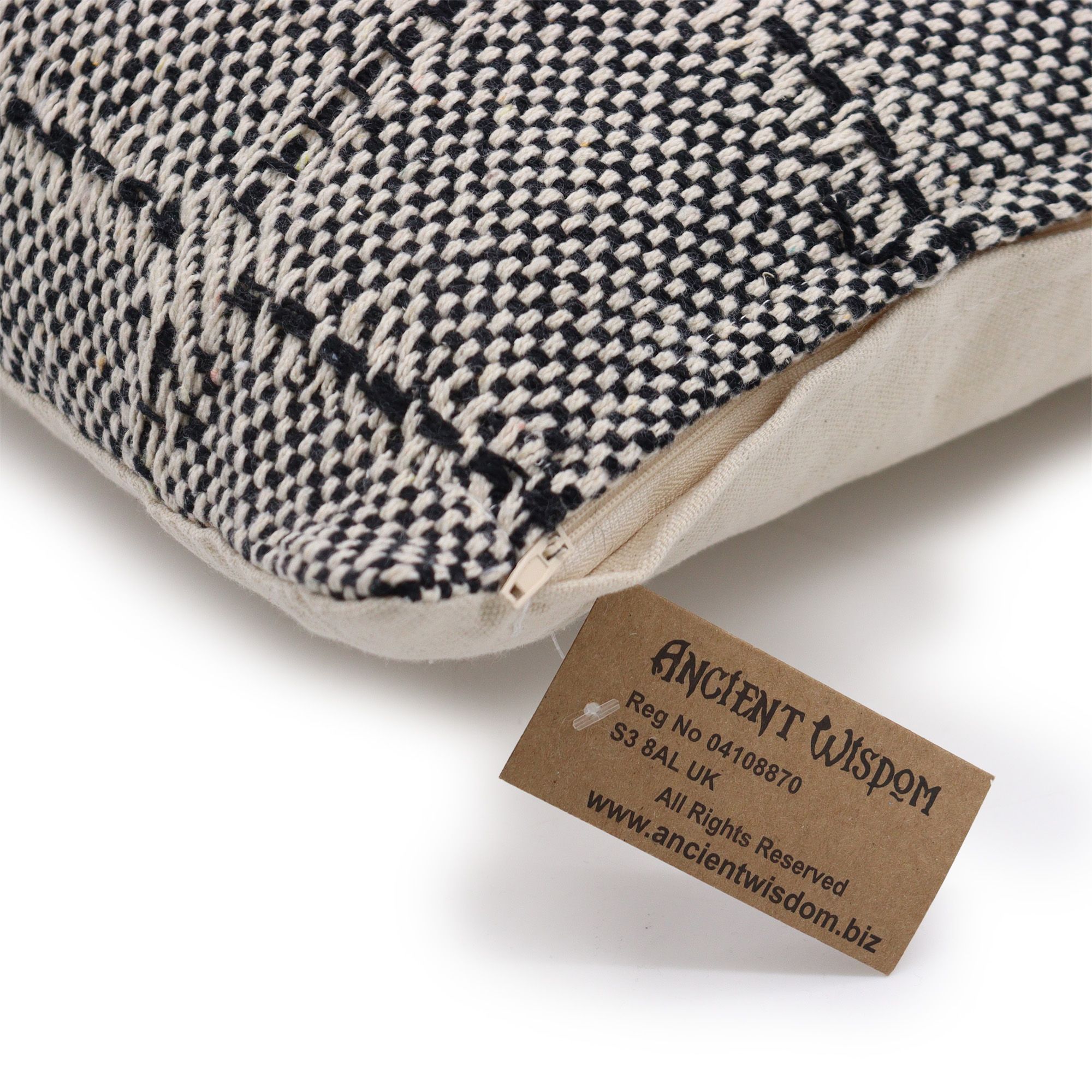 Classic Cushion Cover - Squares Grey - 40x40cm - Image 2