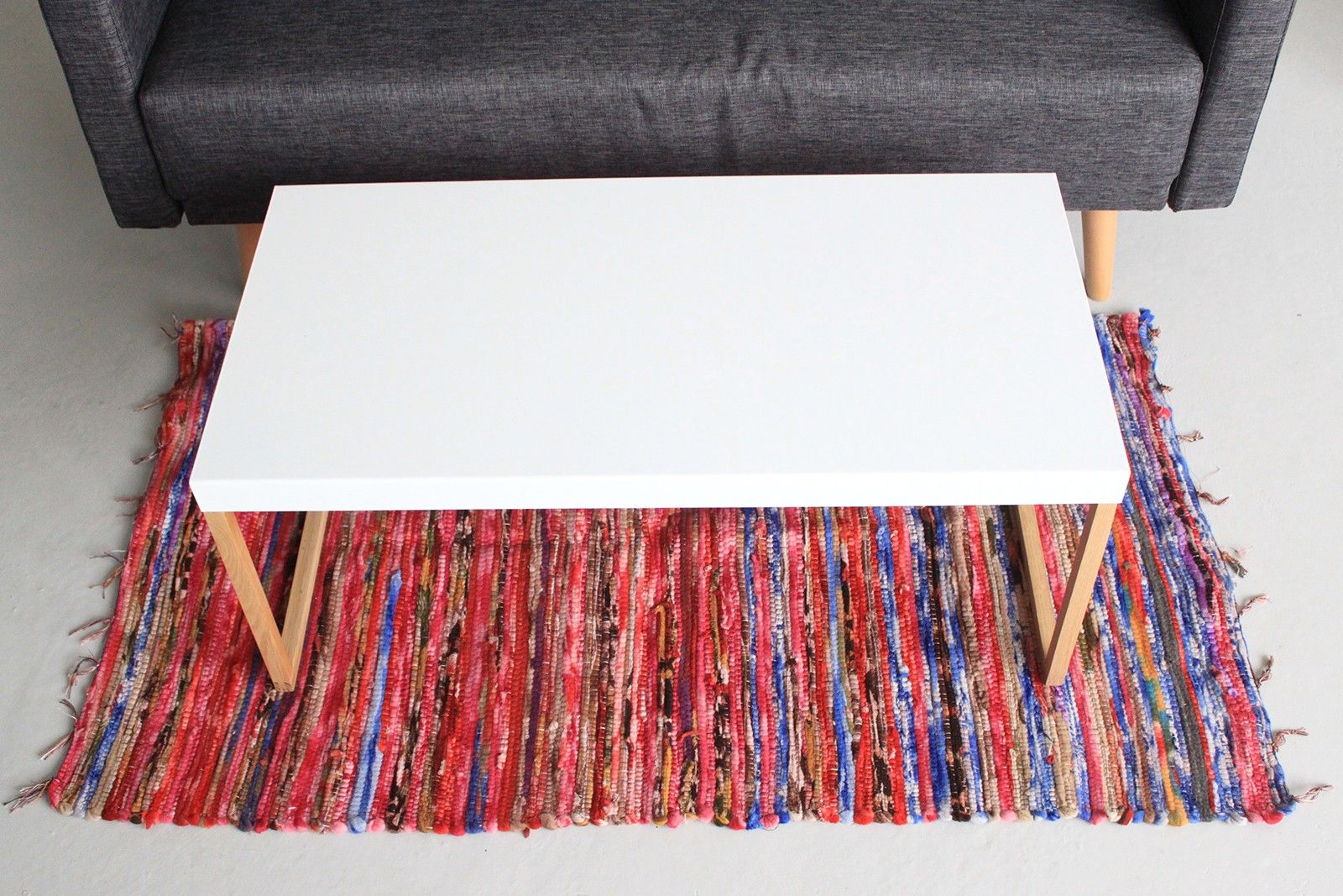 Medium Velvet Rug - 128x75cm - Image 5