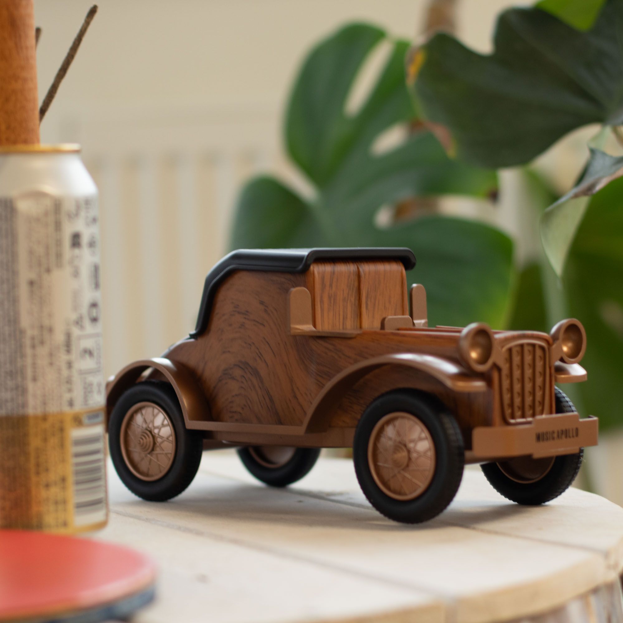 Classic Vintage Car Speaker and Phone Holder - Bluetooth - 5 watt - Image 7