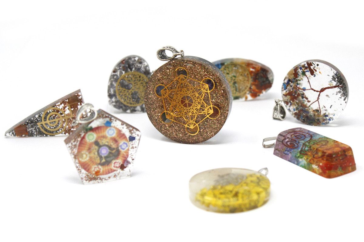 Orgonite Power Pendant - 7 Stone Chakra Oval with Tree - Image 4