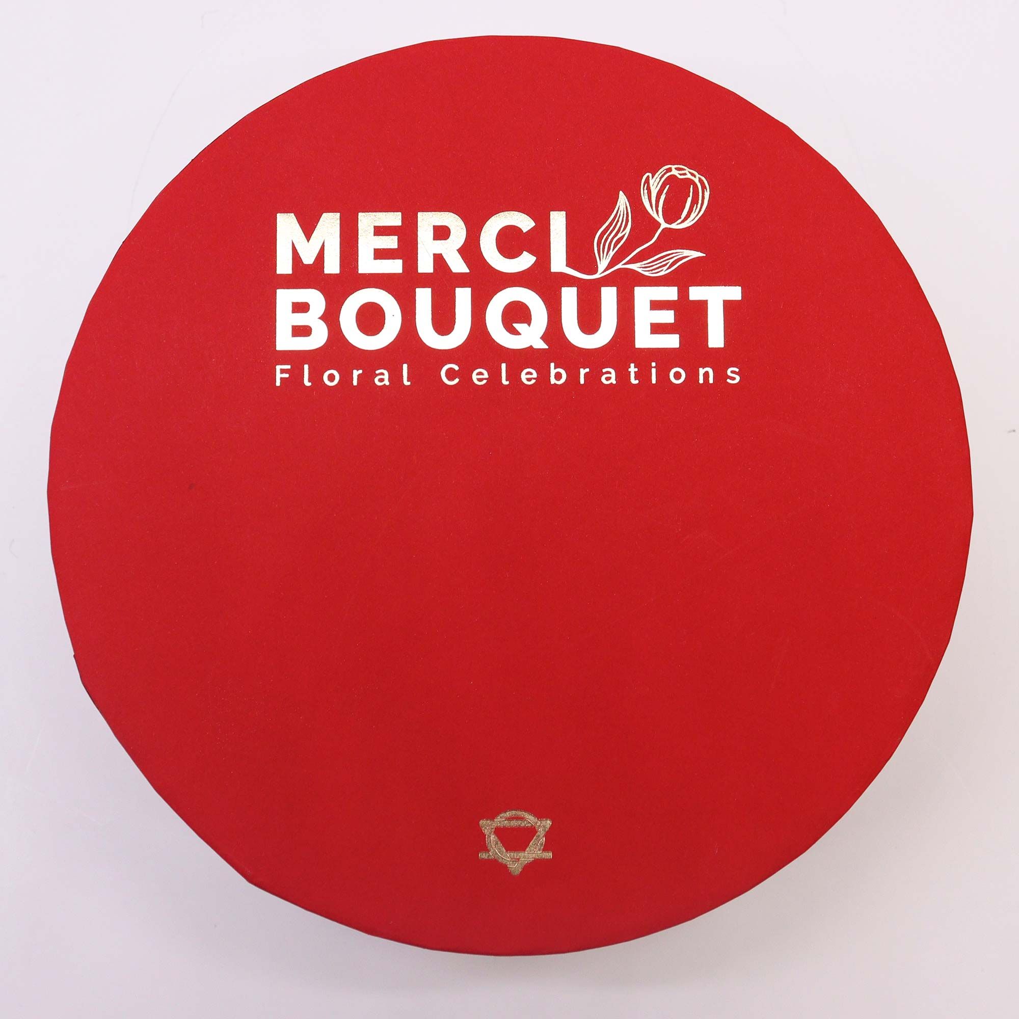 Round Box - Classic Red Roses - Image 4