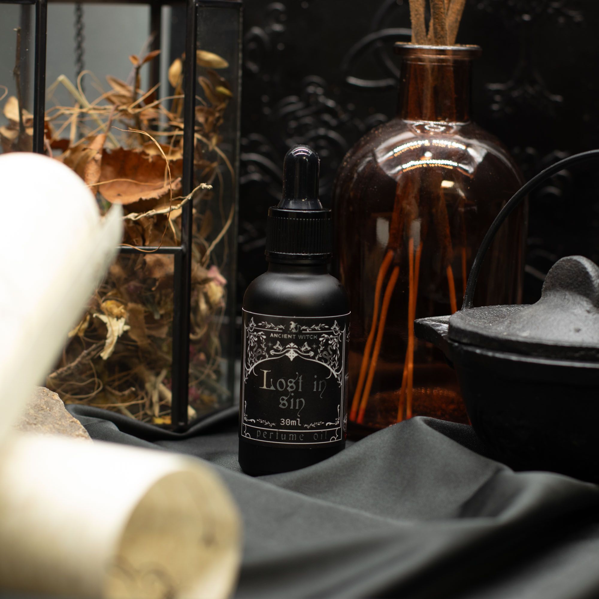 Ancient Witch Perfume Oil - Lost in Sin - Image 4