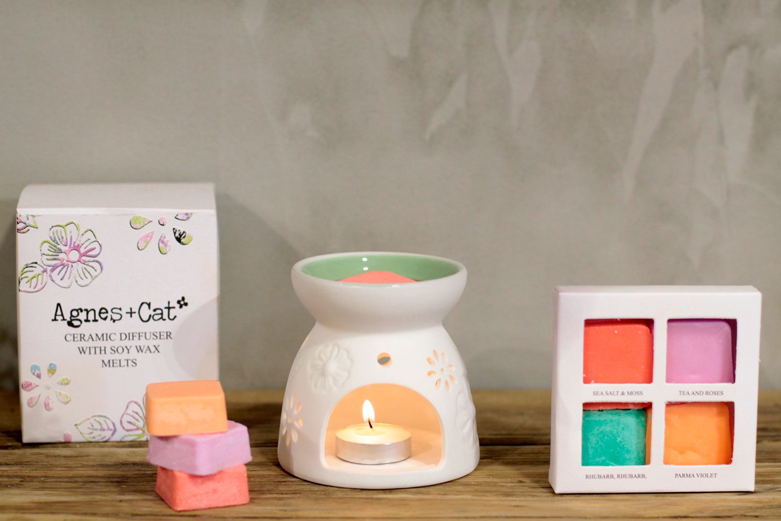 Wax Melter with Four Soy Wax Melts - Image 13