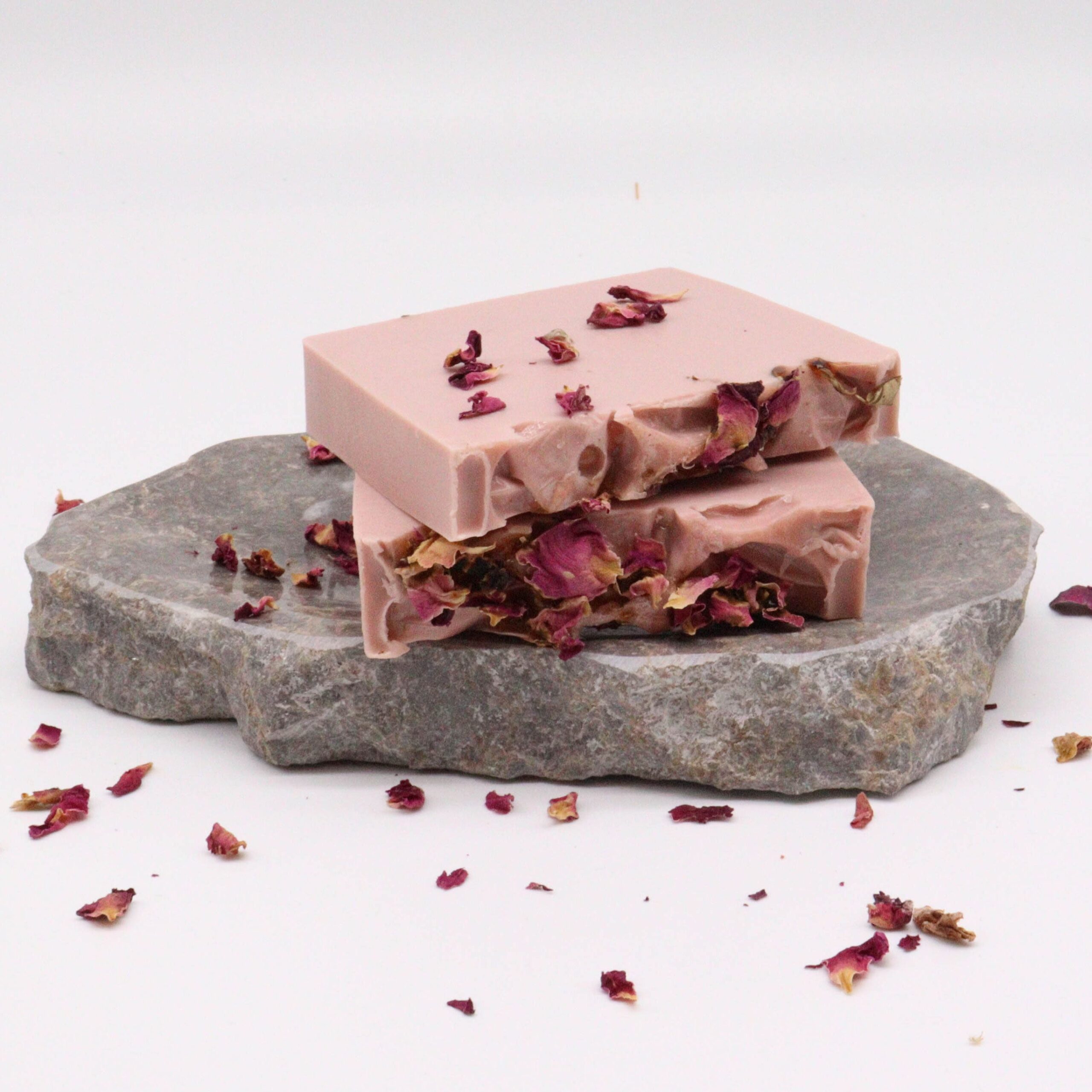 Pack of 13 Rose & Vanilla Soap Bars - Image 2