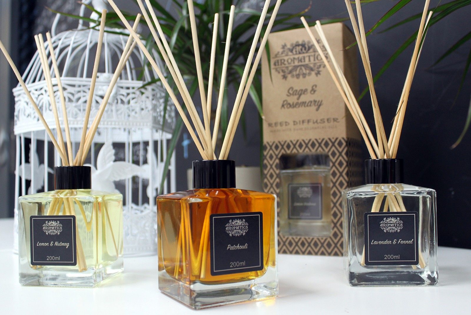 200ml Peppermint & Frankincense Essential Oil Reed Diffuser - Image 5
