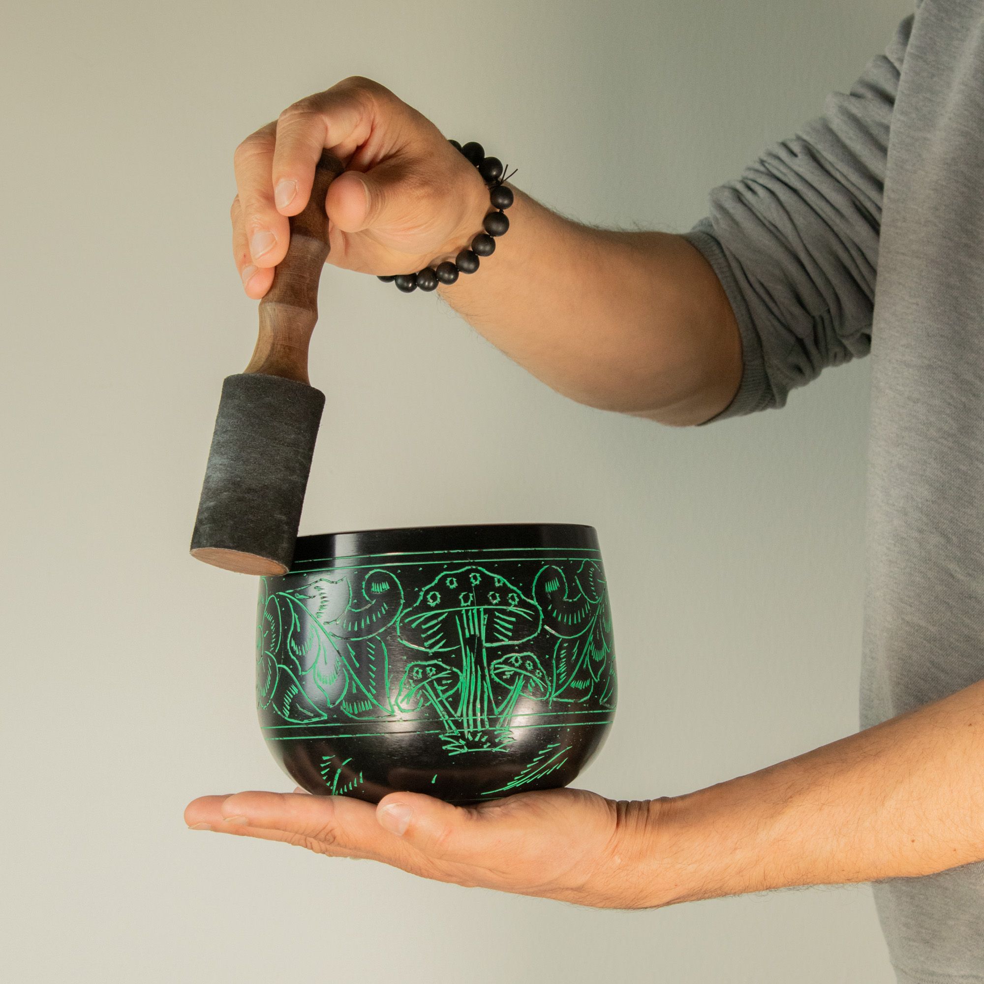 Cauldron Singing Bowl - Magic Mushroom - Green (15cm) - Image 8