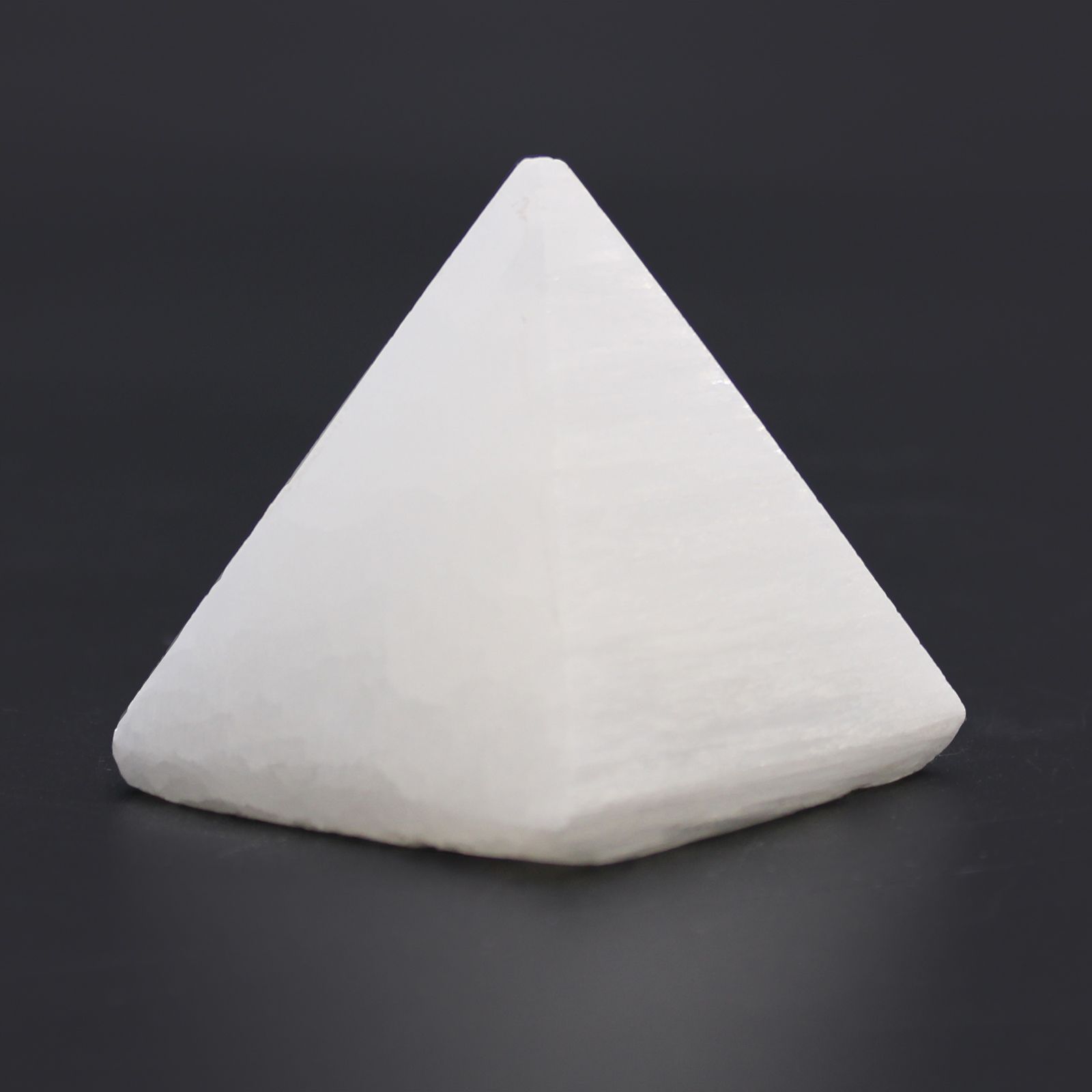 Selenite Pyramid - 5 cm - Image 2