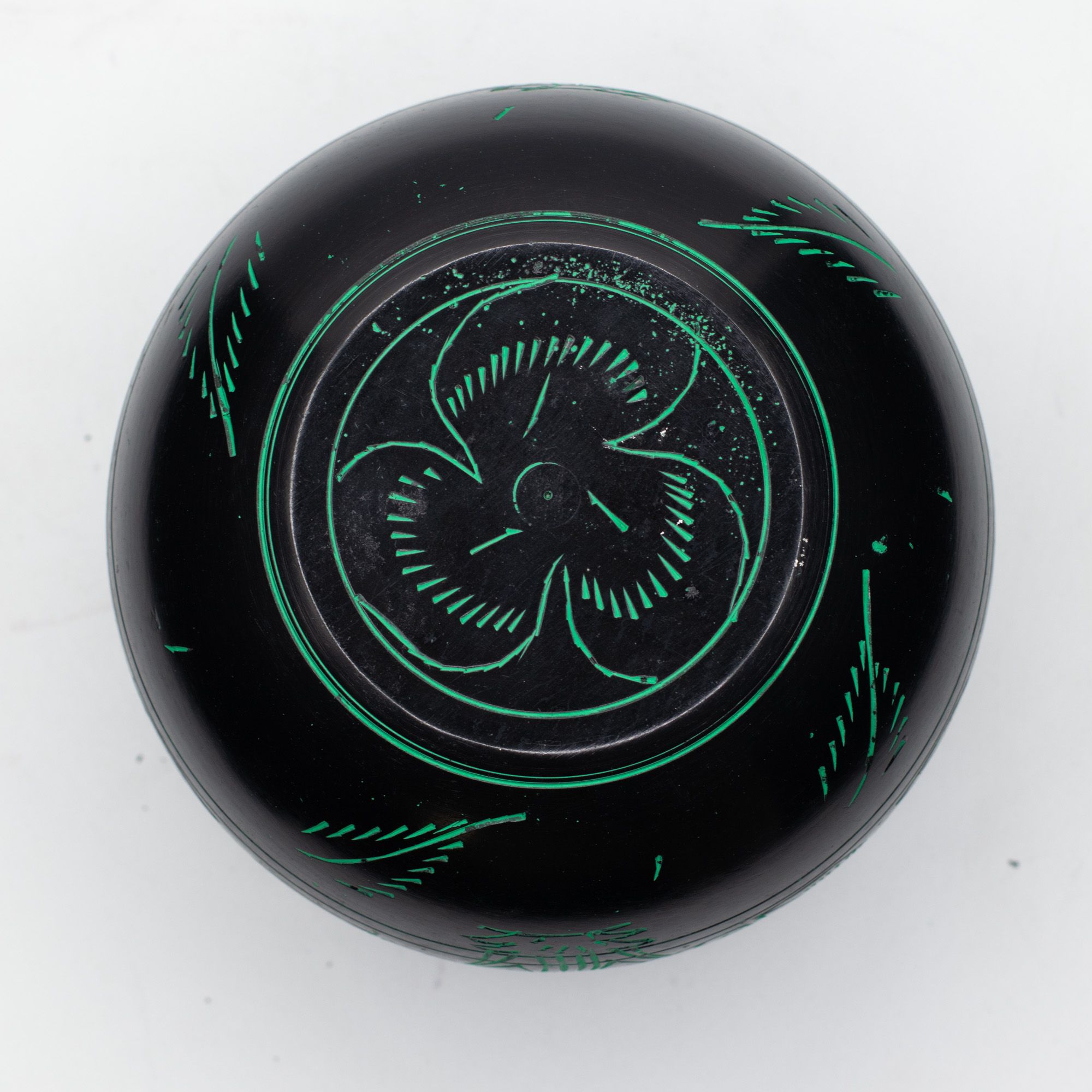 Cauldron Singing Bowl - Magic Mushroom - Green (15cm) - Image 3