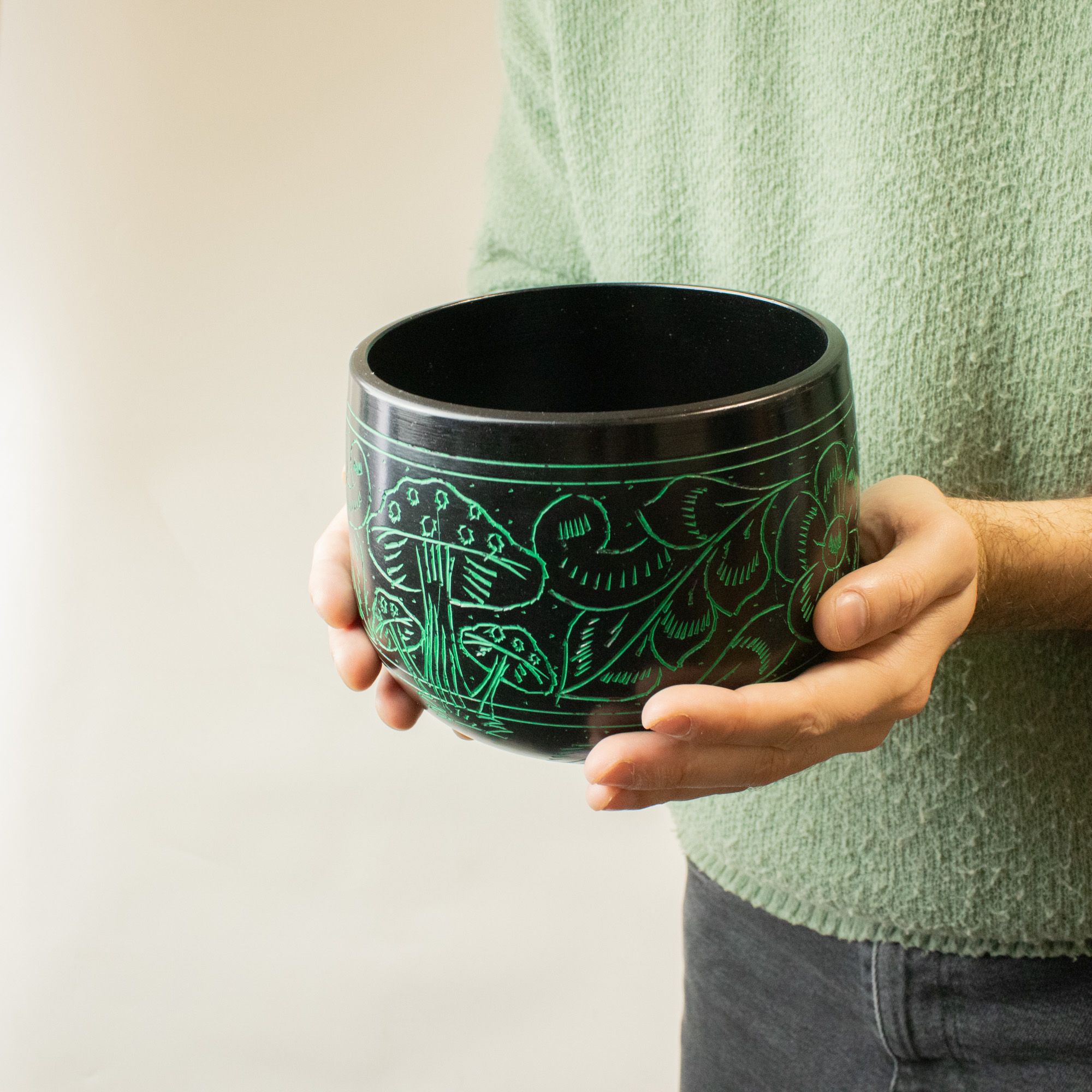 Cauldron Singing Bowl - Magic Mushroom - Green (15cm) - Image 5