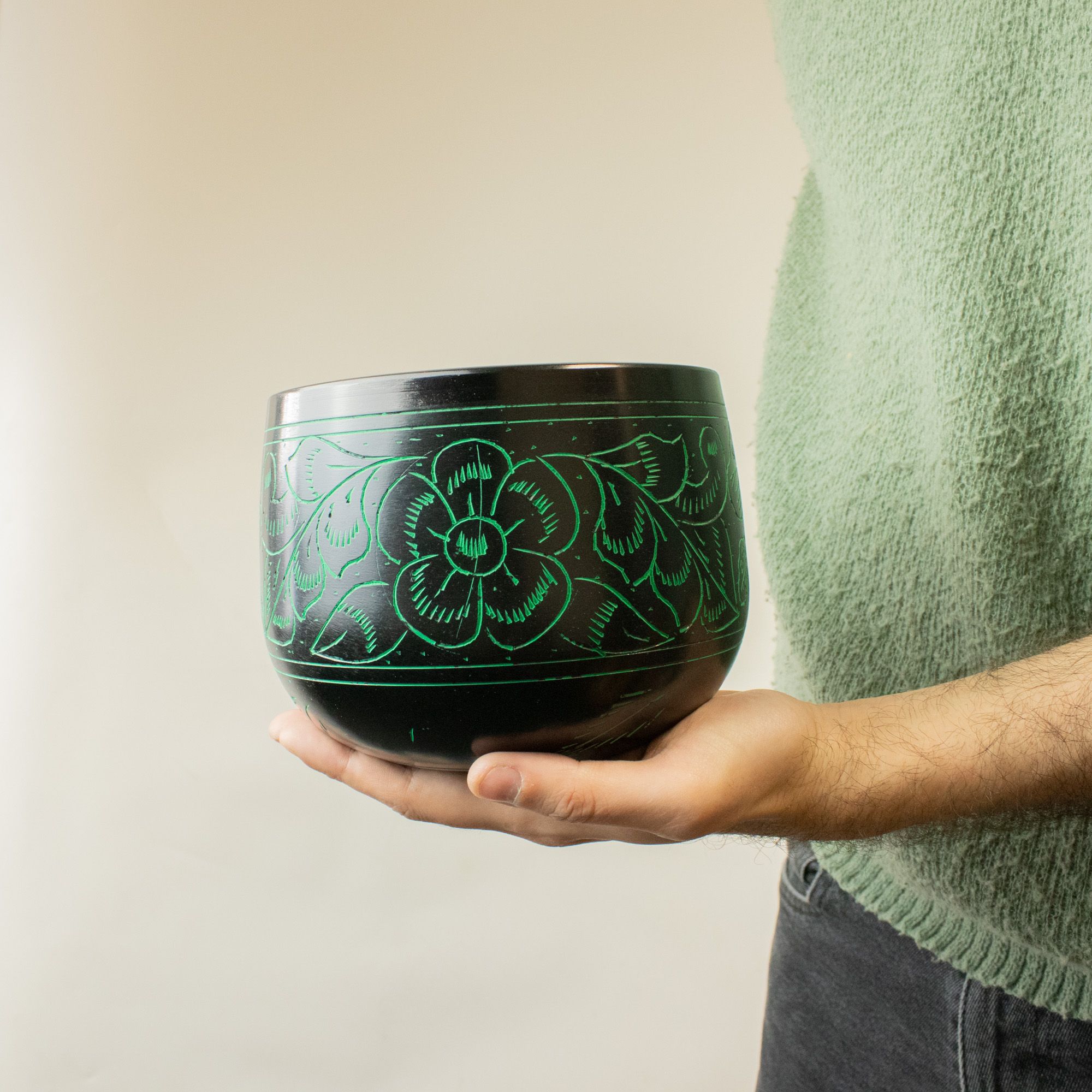 Cauldron Singing Bowl - Magic Mushroom - Green (15cm) - Image 4