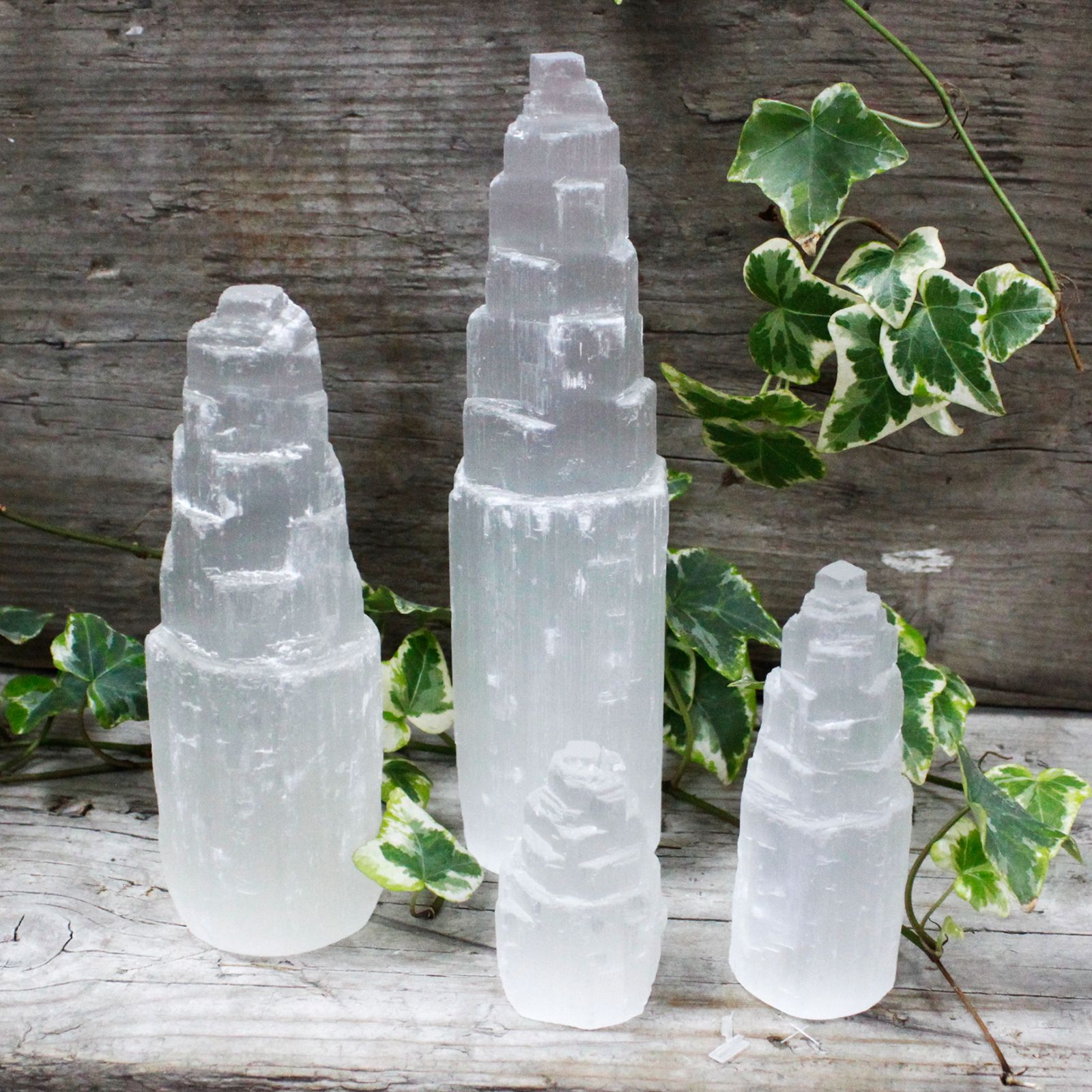 Natural Selenite Tower - 20 cm - Image 4