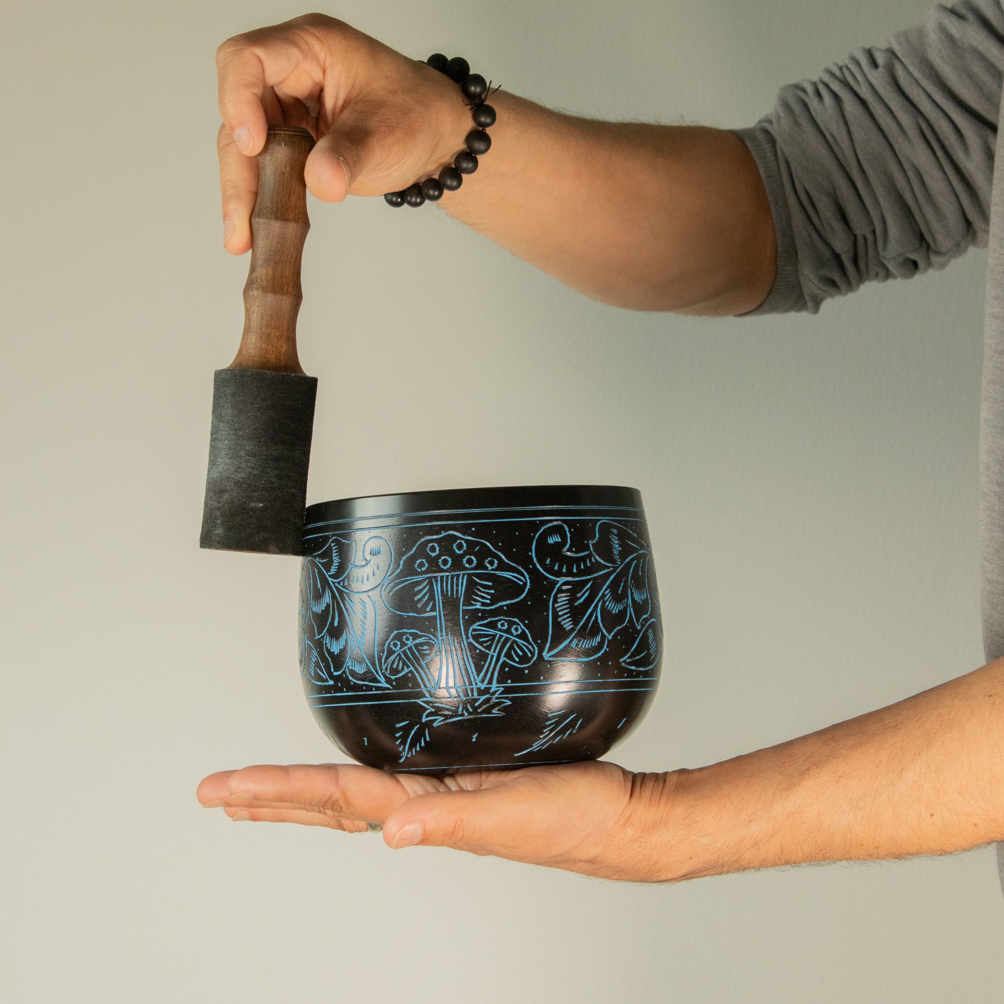 Cauldron Singing Bowl - Magic Mushroom - Blue (15cm) - Image 8
