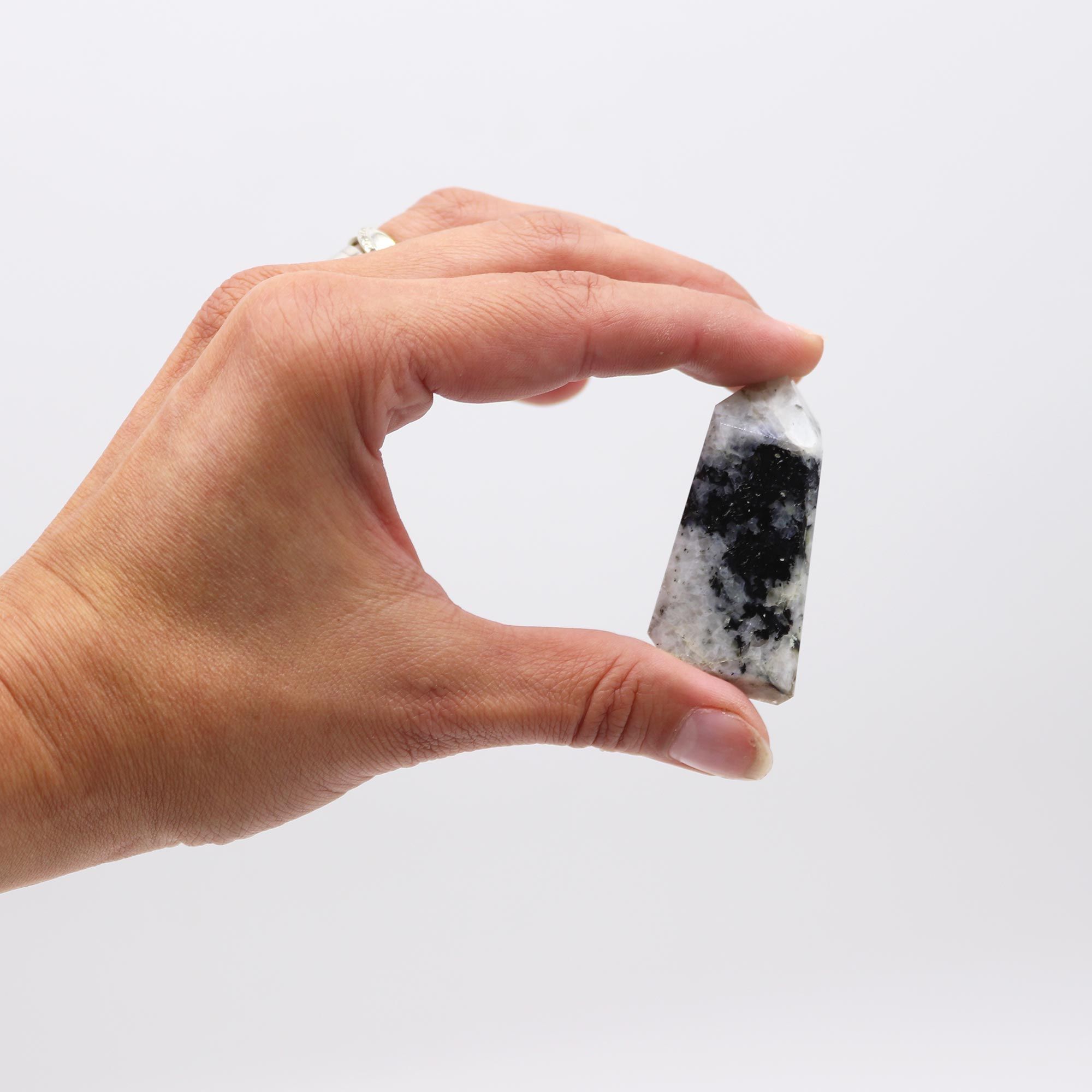 Gemstone Points approx 6cm (0.5KG) - Indian Moonstone (approx 8 pieces) - Image 2