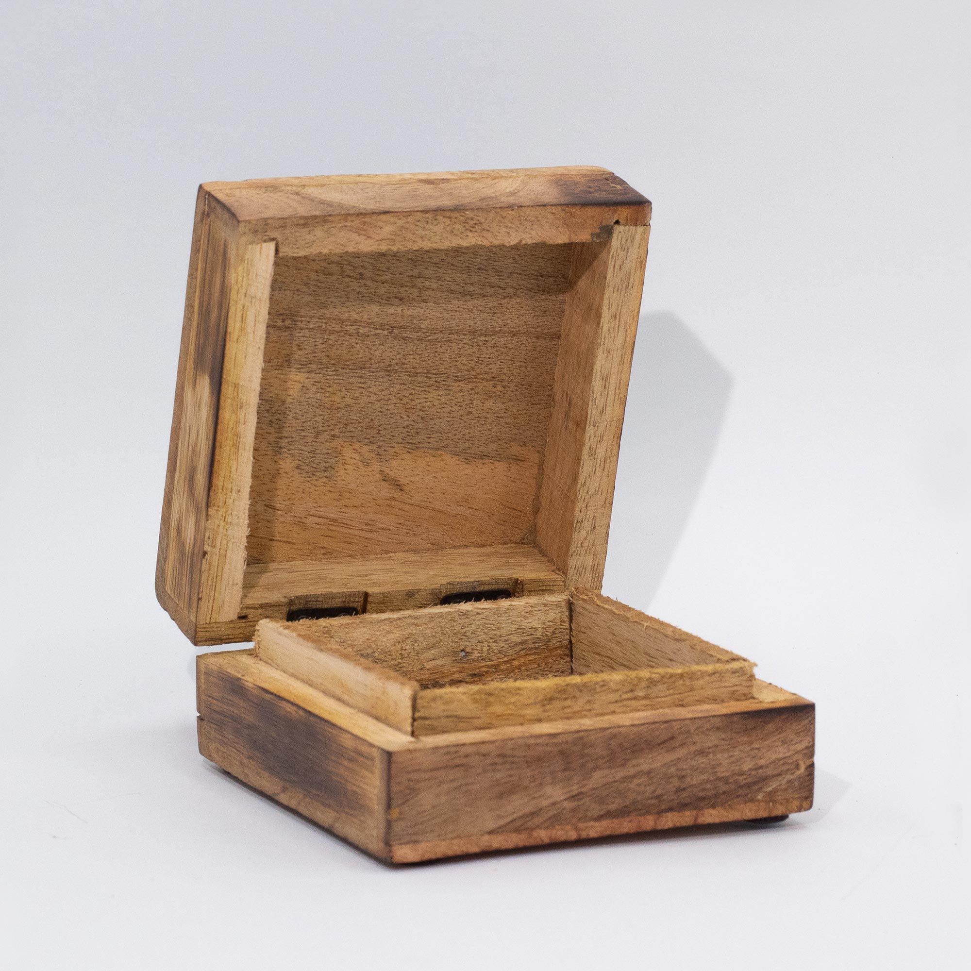 Hop Hare Medium Enameled Square Box - The Sun - Image 2